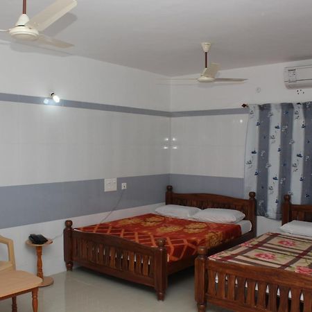Отель Sdd Residency Тируваннамалай Экстерьер фото