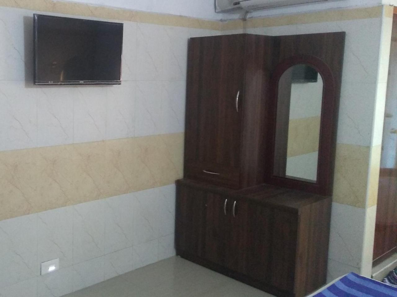 Отель Sdd Residency Тируваннамалай Экстерьер фото